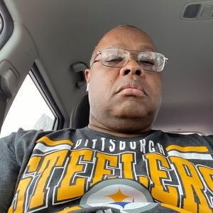 Meet your Posher, Samuel